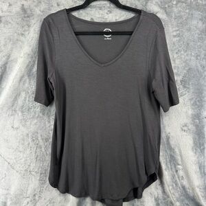 Maurices 24/7 Black Flawless Tunic Tee Loose Fit V Neck Neck Shirt Size Small
